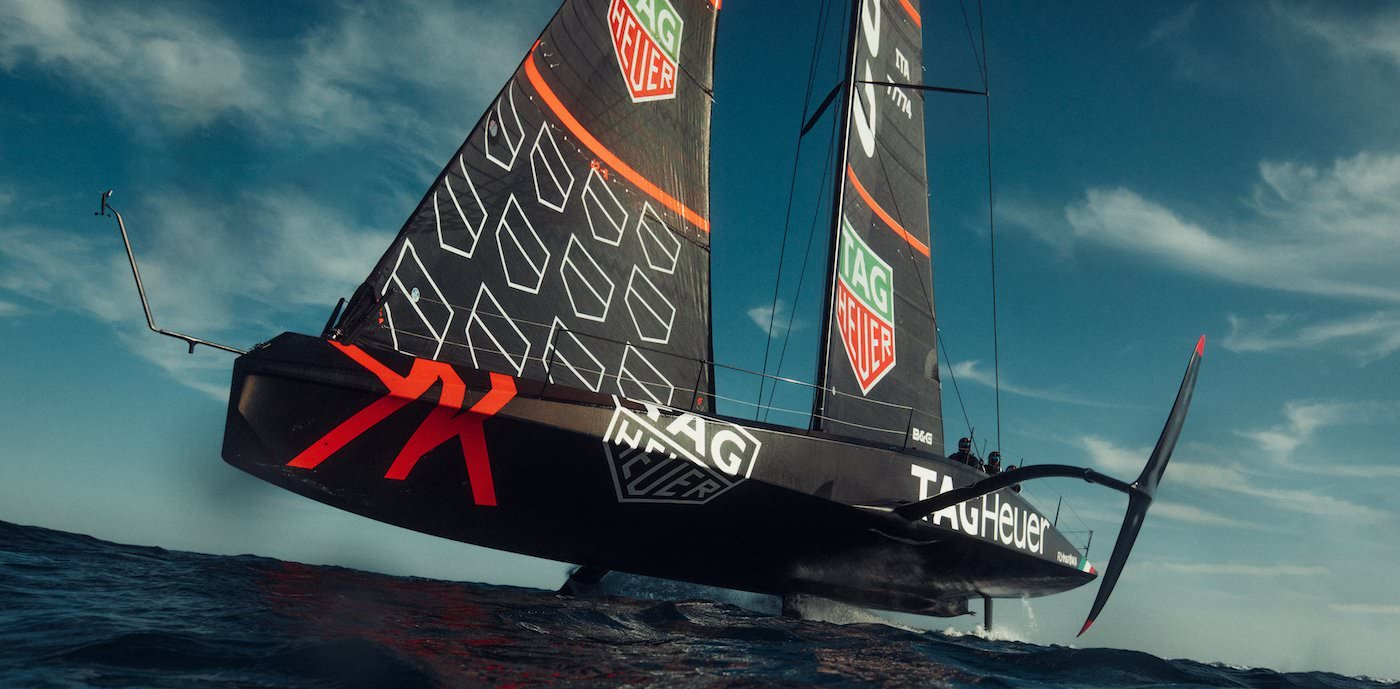 TAG Heuer se asocia con el yate de carreras de alto rendimiento FlyingNikka