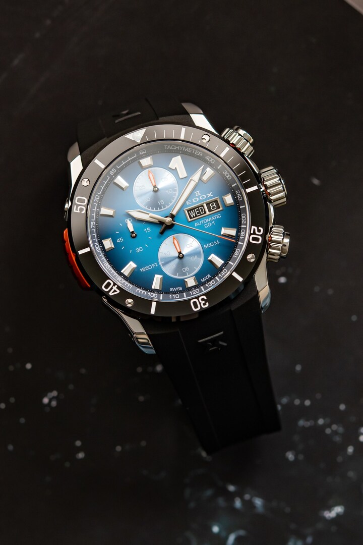 Desde el Delfin de 1961 hasta el Hydro-Sub y ahora el CO-1, Edox ha seguido mejorando la resistencia al agua de sus relojes, un rasgo característico de la marca.