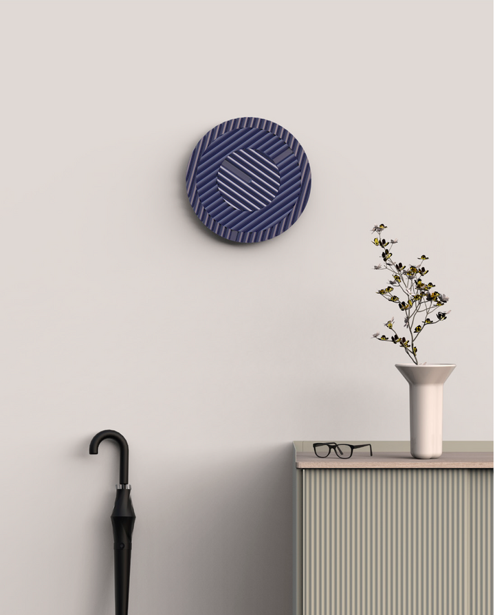 El Studio Raphaël Lutz vendió su reloj de pared “Côtes mécaniques” en una plataforma NFT.